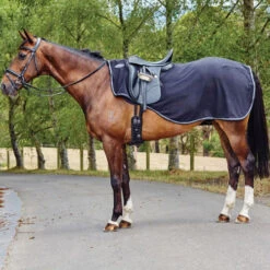 WeatherBeeta Anti-Static Fleece Quarter Sheet